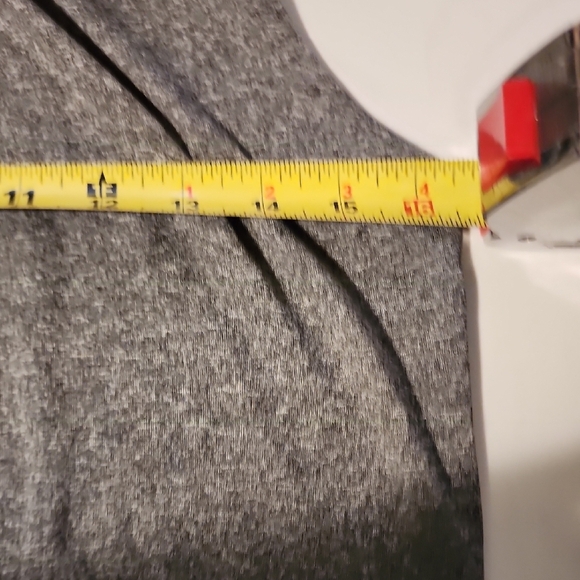 Champion Gray Camisole with Y-Back Design - Picture 4 of 9